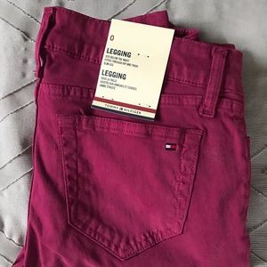 Tommy Hilfiger Slim Leg Pants. Size 0 NWT